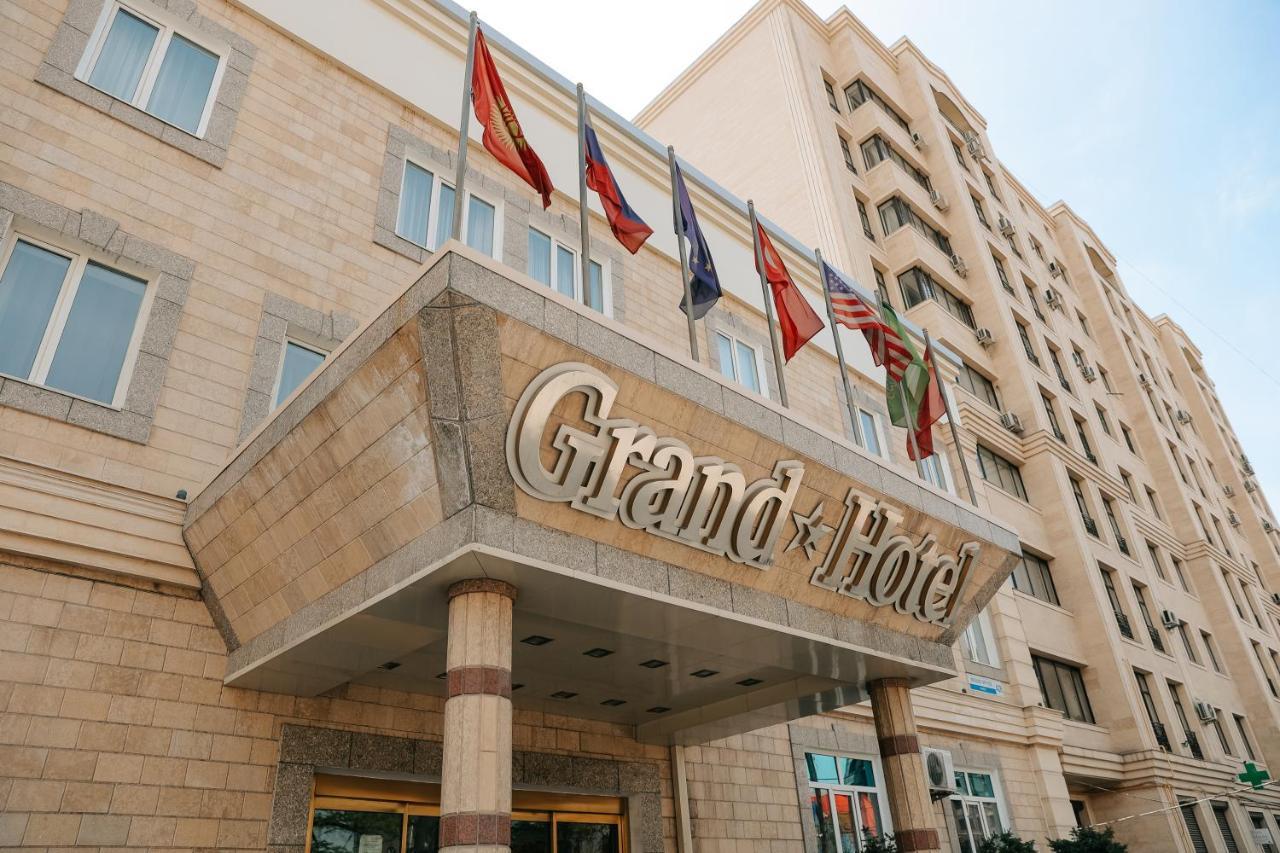 Grand Hotel บิชเคก ภายนอก รูปภาพ