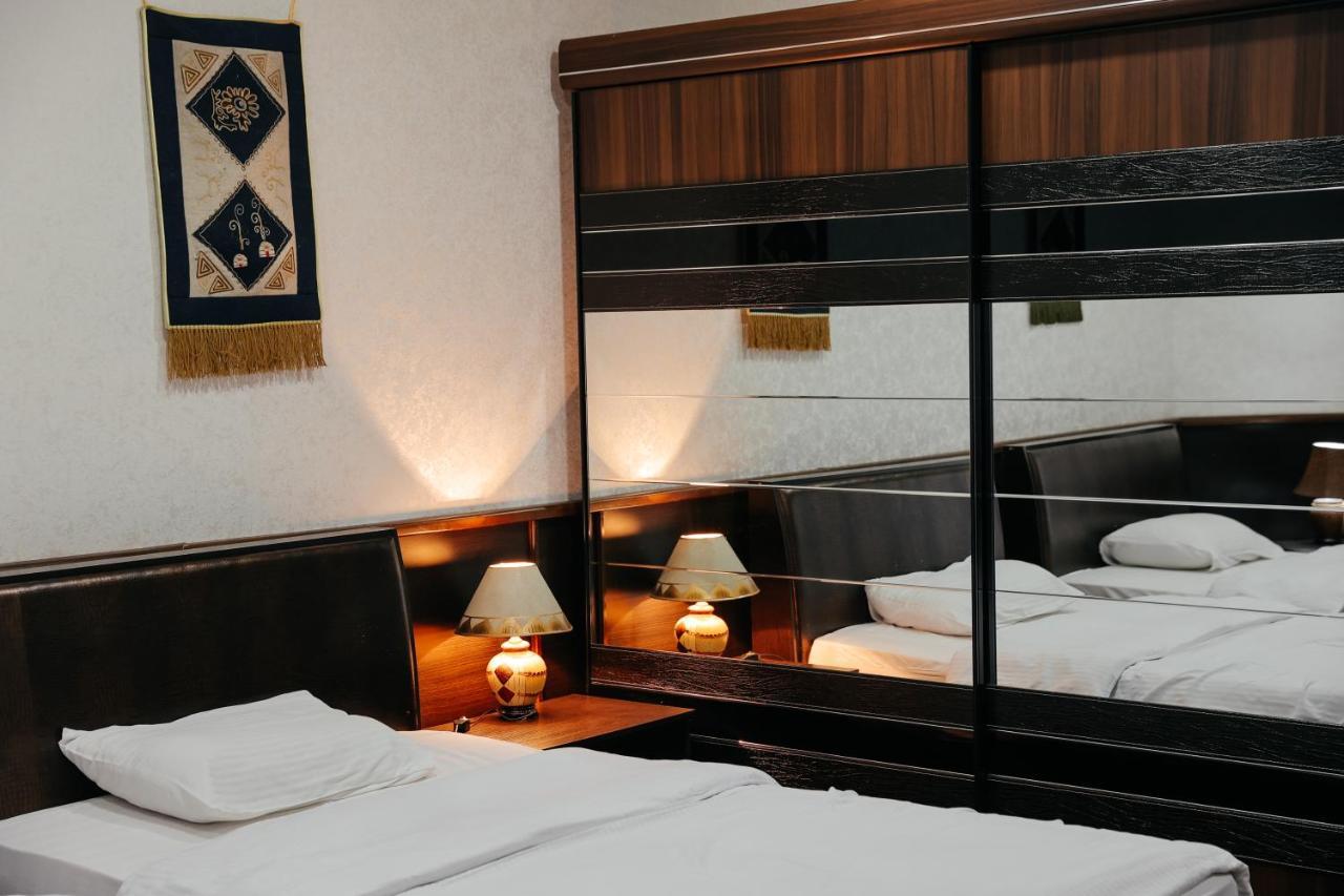 Grand Hotel บิชเคก ภายนอก รูปภาพ