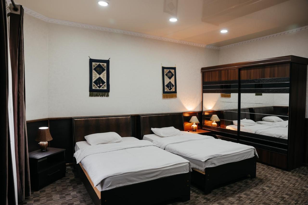 Grand Hotel บิชเคก ภายนอก รูปภาพ